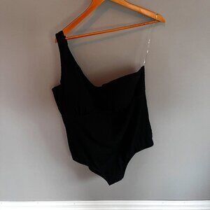 Beach Couture plus size 3X like new swimsuit black one shoulder